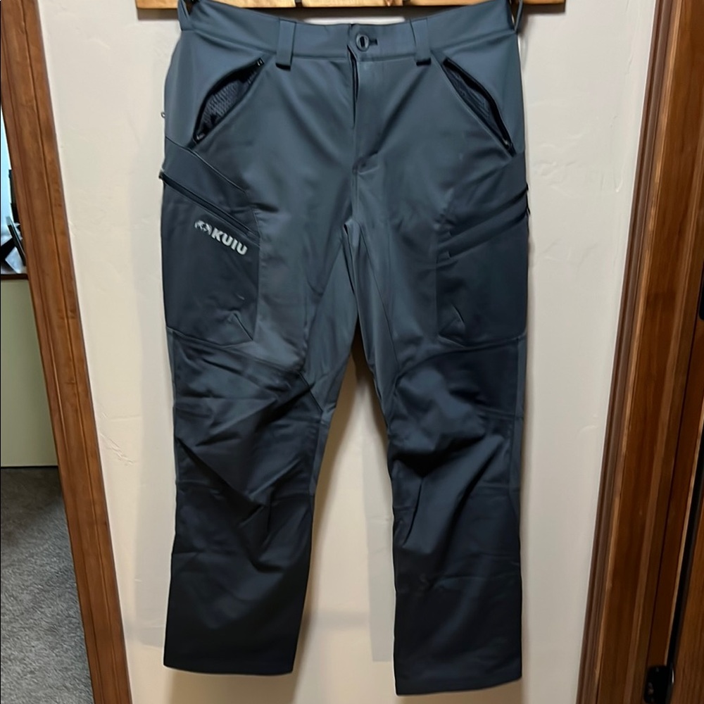 KUIU Axis Hybrid Fleece-Lined Outdoor Performance Pants